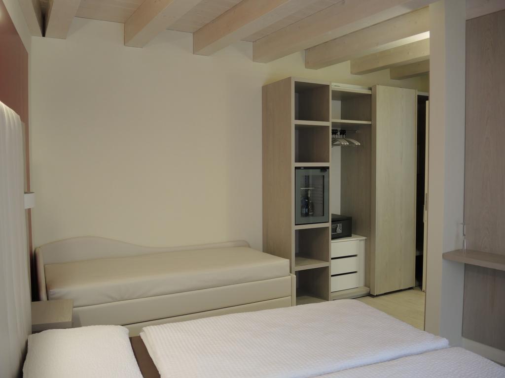 Bed And Breakfast Casa Mosole Мальчезине Экстерьер фото